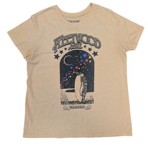torrid Beige Fleetwood Mac Graphic Tee with Multicolor Stars